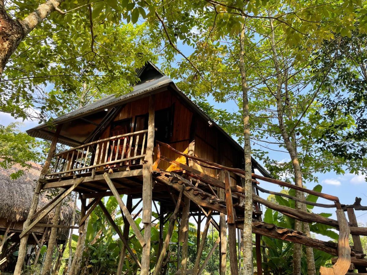 Sunny Field Eco Stilt House Villa Cat Tien Bagian luar foto