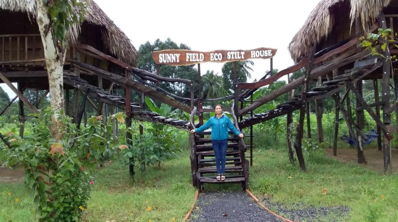 Sunny Field Eco Stilt House Villa Cat Tien Bagian luar foto