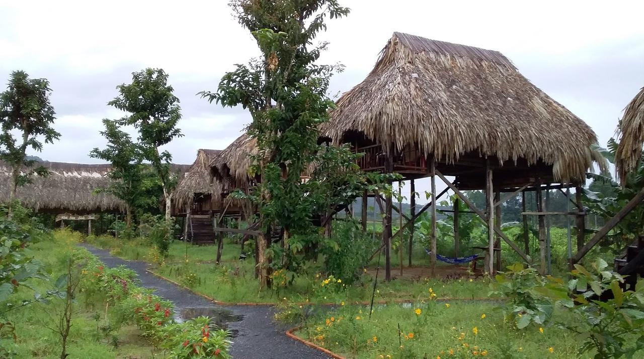 Sunny Field Eco Stilt House Villa Cat Tien Bagian luar foto