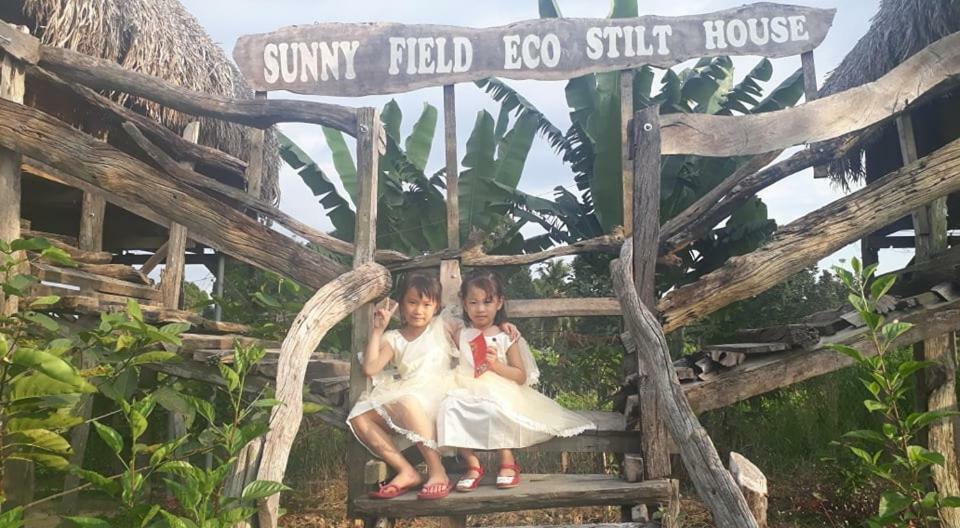 Sunny Field Eco Stilt House Villa Cat Tien Bagian luar foto