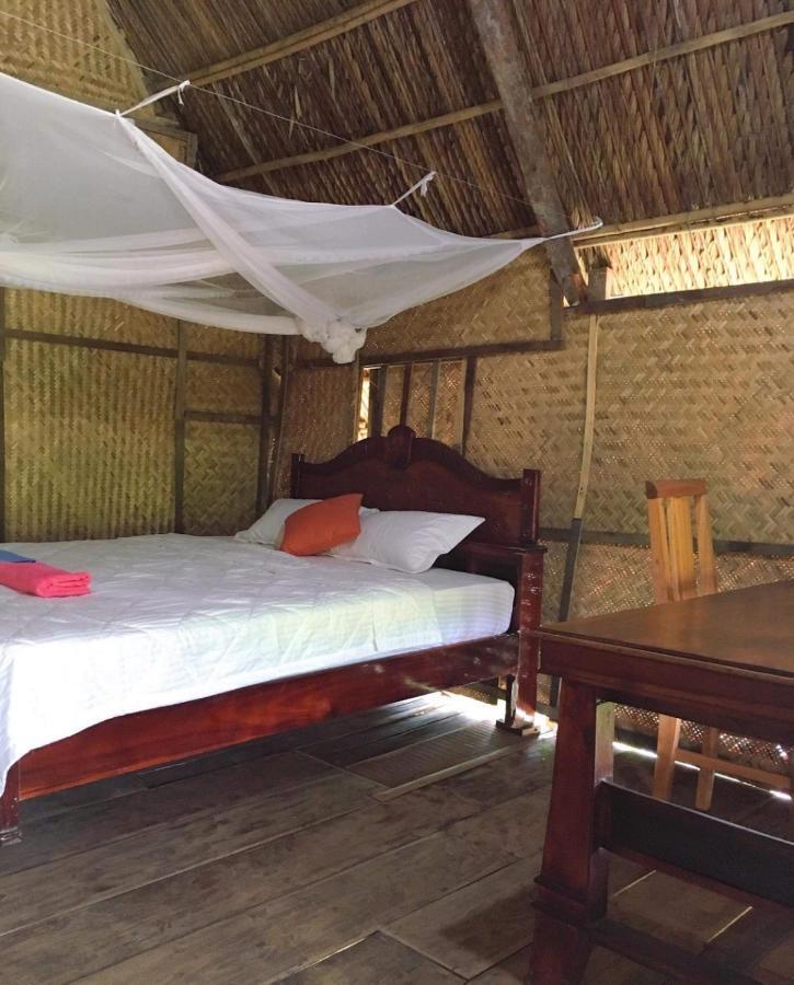 Sunny Field Eco Stilt House Villa Cat Tien Bagian luar foto